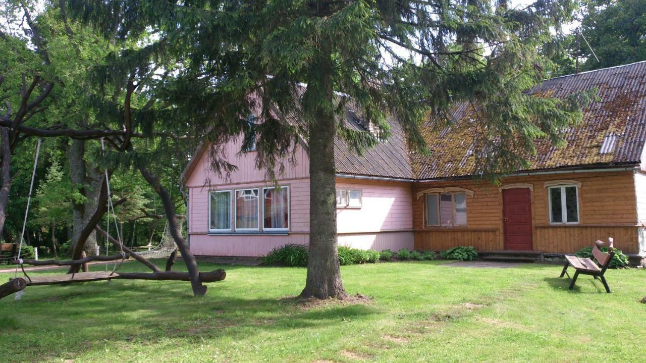 Lauku Viesu Maja Bajari Guest House Rucava Luaran gambar